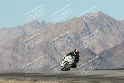 media/Dec-01-2025-Moto Forza (Mon) [[2daa91e15f]]/2-Intermediate Group/Session 4 Turn 9/